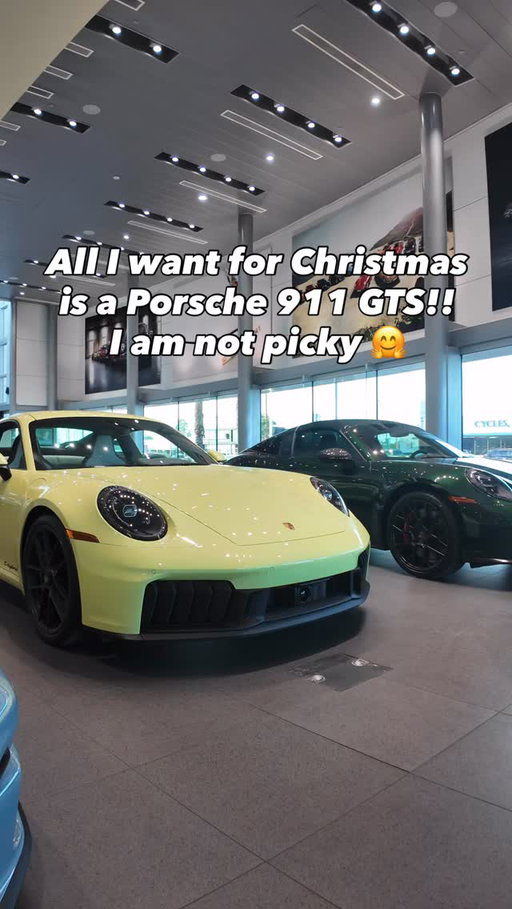 🎁 

#porsche #porschetucson #chapmanaz #porsche911 #porschelife