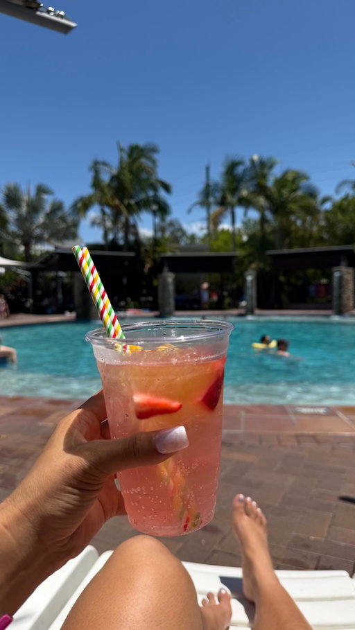 I don’t have a private IG story and I’ll probably just show you the unfiltered parts of my life anyway, because at the end of the day, social media isn’t real 🤪