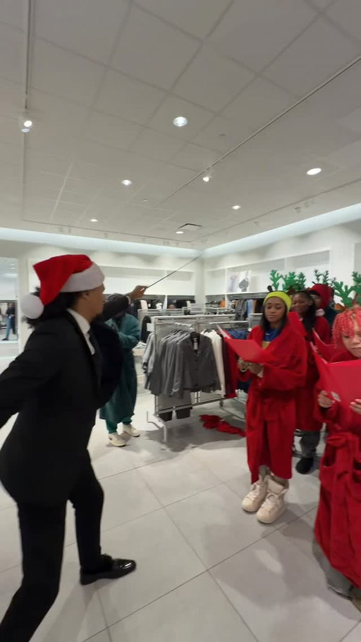 ghetto christmas carols! 😂😂😂😭🎅🏼

follow @raybarnes_ for more!

twitch : SEANODIGIE #reels #explorepage #explore #exploremore #trending #trend #viral #funny #jokes #pranks #memphis #tn #christmas #carol #christmascarols
