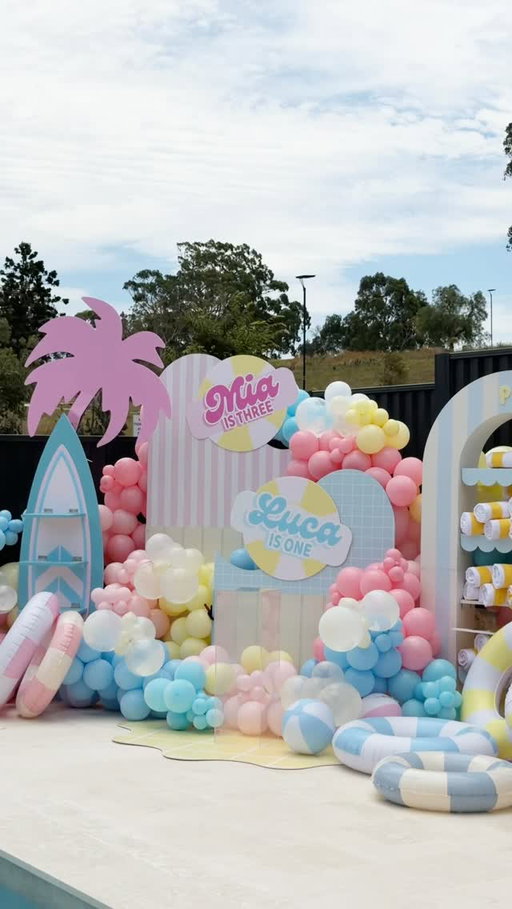The official coolest parents award goes to @linda_mua  and Mark for their all-custom everything house party💦😎 

What an event @jessicaanitaevents pulled off on this 40+° blaze yesterday. 

Client | @linda_mua 
Content | @socialsainte 
Stylist & on the day coordinator | @jessicaanitaevents 
Backdrop & Balloons | @bespoke_dsa 
Hire furniture | @simply.seated 
Soft Play | @zoelle_playhire 
Gelato Cart | @pullnshots_events 
Bar | @shotbartending 
Kids table & chairs | @tinytotseventhire 
Kids stationary | @summerprintparty 
Bespoke cushions | @bespoke.design.hut 
Bar signs | @loveacrylicau 
Pool float | @styroboss_props 
Coconuts | @kayter_co 
Pizza | @pizzarocco
Cake | @blissfulcakes_byan
Florals | @wanderlustblooms