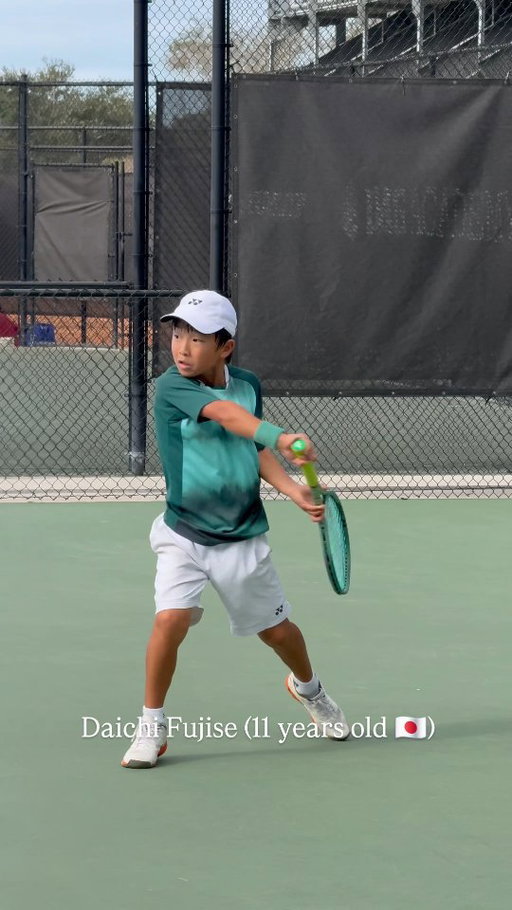 Always nice to see young tennis players with a one-handed backhand. 11-year-old Daichi Fujise from Japan 🇯🇵 at the IMG Academy International Tennis Championship.

#tennis #tenis #imgacademy