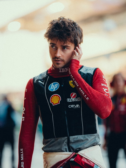 Ahh, pushed to the max but wasn’t quite enough for the podium which would have been a nicer way to end of the season. 
Huge congratulations to @lando for winning this year’s championship. Hope to make your life a bit harder next year 😘