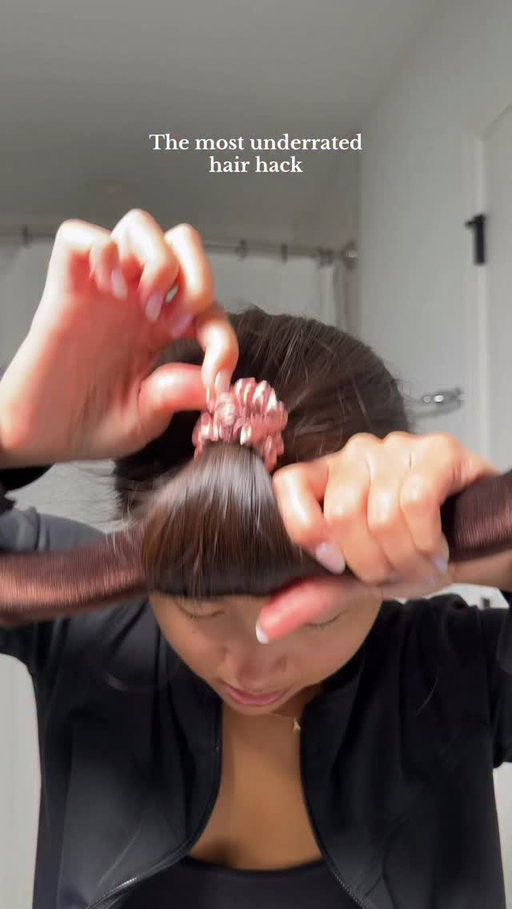 lol yes I am aware that I’m calling it a ponytail and no I have no clue why I do 😂😂 #hair #hairinspiration #hairinspo #hairofinstagram #hairtips #hairvideo #hairoftheday #hairideas #hairtutorial #hairhack