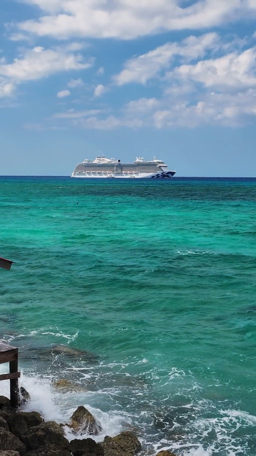 The Caribbean is paradise from every angle. 🌴