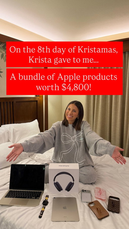 On the 8th day of Kristamas, Krista gave to me an Apple product bundle worth $4,800! This is just from ME to YOU! All you gotta do is like this post + comment a 🍎 (each comment is an entry) + share this reel to your stories (we’ll ask for proof) and one of you will win ALL of this:
🍎Apple iPhone 17 Pro Max
🍎3 Apple iPhone 17 Pro Max Loopy cases
🍎Apple iPad
🍎Apple AirPods Max
🍎Apple Watch
🍎Apple MacBook Air
(total value $4,800)
This ends on 12/21/25 and the winner will be announced on this post ONLY so please don’t engage with any fake accounts! ILYSM! Merry Kristamas!
Winner: @cortneetaylorr