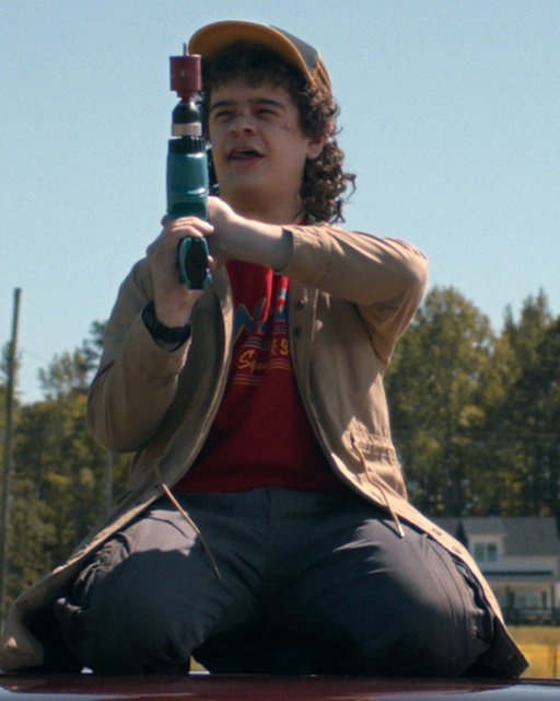 Dustin memang berseronok kaw-kaw ni 🤣 #StrangerThings5 #StrangerThings