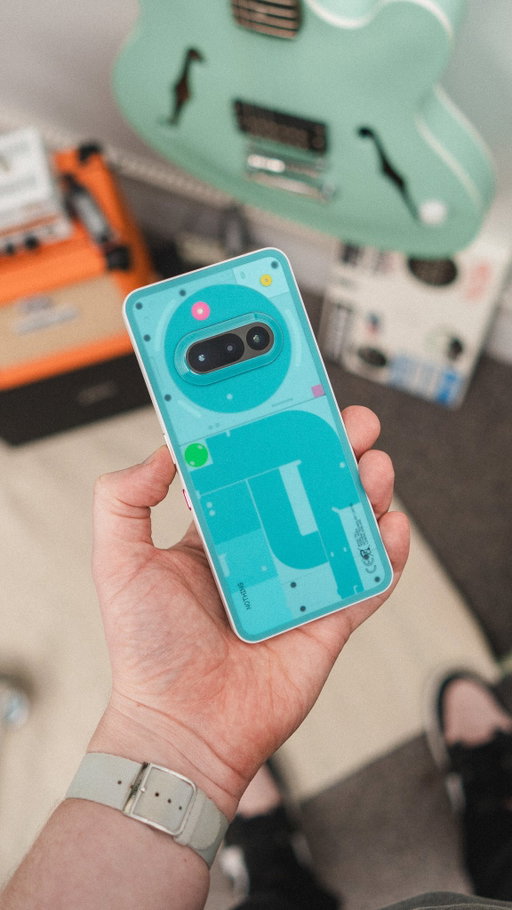 Oh this is SO my thing @nothing 😍

This is the 3a community edition, but it’s giving that 2000s vibe - imac, game boys, Nokias, psp, and wonderswans - I LOVE IT! 

#nothingphone3a #nothingphone #nothing3acommunityedition