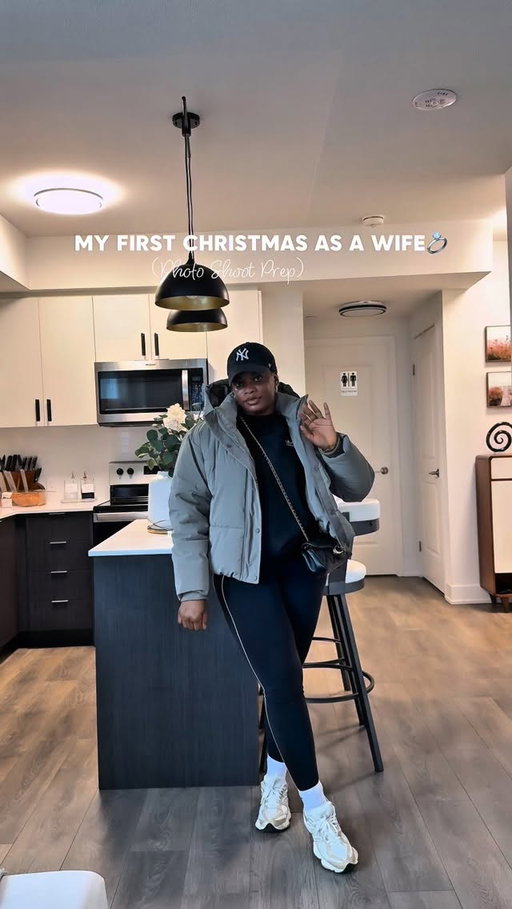 I love Christmas, and this one is extra special, my first as a wife. No way I was letting it pass without a photoshoot with my husband❤️

#christmas #photoshoot
#spendthedaywithme #christmasshoot #errands