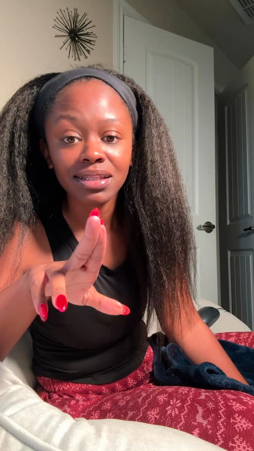 You heard it here first! I just signed up for my first ever @hyroxworld . I am so excited. I’m 90 days away from 30 and I am fully committed to making 30 my best year yet. I’m shaking up my timeline by doing every single wild, crazy, hard, drastic thing that comes to mind. So here I am committing myself to crazy. I’m so excited. These next few months will be intense but I’m going to give my best. Omg there is so much good that comes from trying. Thank God for growth. See yall in Houston.❤️ #hyrox #fitness #dirty30