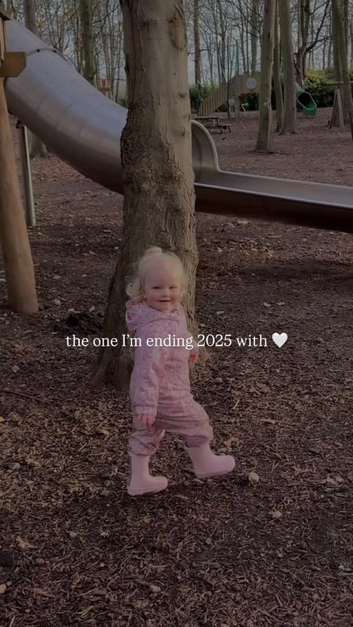 another trend I had to jump on 🥹 Started the year with a 6 month old baby and ending it with a walking talking little lady (plus an almost 4 year old 🤯) time please slow down. 🥹