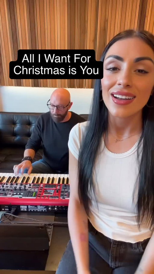 @marissaannmusic #MariahCarey #Christmas #AllIWantForChristmasIsYou #coversong #musictok