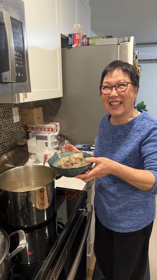 Mom invited me over for dinner and she surprised me with one of my favorite childhood dishes..I love her so much 🙏 (and dw mom approved the edit on this one 😂)