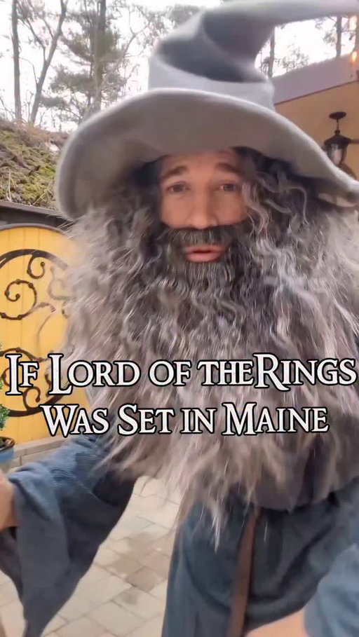 That Sauron is a friggin dink. 

I may have had too much fun at the hobbit house at @purposelyl and drank too much Allen's 

@lotrhumour @lotr_memeses @lotr_memeses

#maine #lordoftherings #middleearth