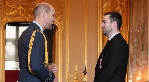 A massive privilege and honour to pick up my MBE 🏅 given to me by william, prince of wales. A great achievement for me and my family! And couldn’t have got this without them. I’m very grateful for the platform I get as being a professional dart player to have had such an impact and receive such a prestigious award. 🙏🏻