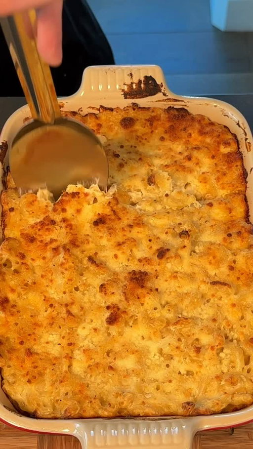 Mac and Cheese - The Italian way 

Mac and cheese isn’t traditionally Italian, but it’s surprisingly close to our food culture. We’ve been baking pasta and cheese together in a thousand ways forever. So today I wanted to try this Italian-American classic… with a proper Italian twist.

INGREDIENTS (serving 4)

Pasta 500g
Milk 1l
Butter 100g
Flour 100g
Cheddar cheese ~80g
Parmesan cheese ~80g
Black pepper, salt, nutmeg To taste

Recipe 

Make the Béchamel
• Melt the butter in a pot.
• Season with nutmeg.
• Add the flour and whisk until the mixture is golden and uniform.
• Add the milk
• Pour in the warm milk all at once.
• Whisk constantly until the béchamel becomes thick and smooth, with no clumps.
• Turn oﬀ the heat.
• Add a lot of parmesan and mix until fully melted.

Cook the pasta and combine with cheeses
• Boil the pasta until al dente.
• While it cooks, shave plenty of cheddar cheese.
• Combine everything
• Mix the cooked pasta with the béchamel.
• Transfer to a baking dish.
• Add the cheddar and fold it in.
• Top and bake
• Cover the surface with more parmesan.
• Bake until the top is golden and crisp

@giallolovesitaly