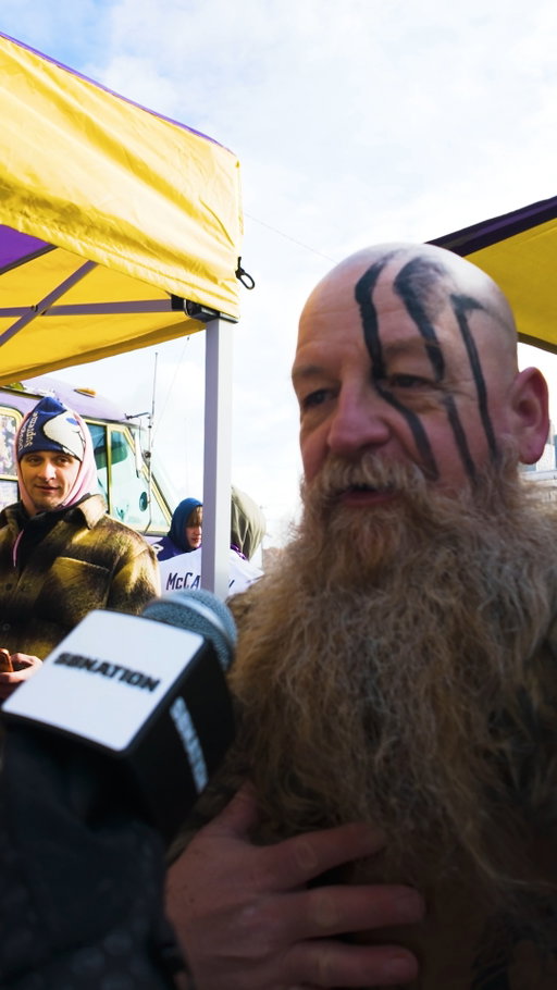 We asked fans in Minnesota to say one nice thing about their opponent, and you'll see why they have the nickname "Minnesota nice." #minnesotanice 

Presented by @diageo_na. #takeaminute