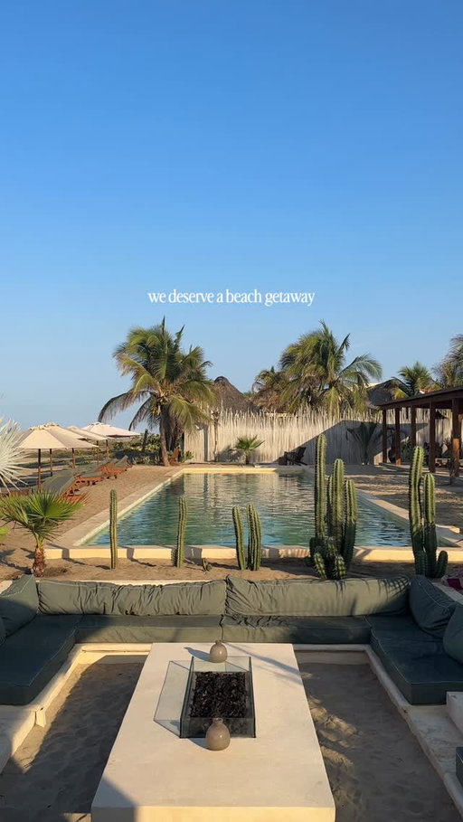 Share this with the person you want to escape to the coast of Oaxaca with 😍

Comment YUM for more details on this beachfront hotel in puerto Escondido :) 

_____

Looking for the best places to stay in Puerto Escondido, Oaxaca?

Follow us at @puertostays - your go to guide for the best hotels, villas, Airbnbs, and hidden gems in Puerto Escondido!