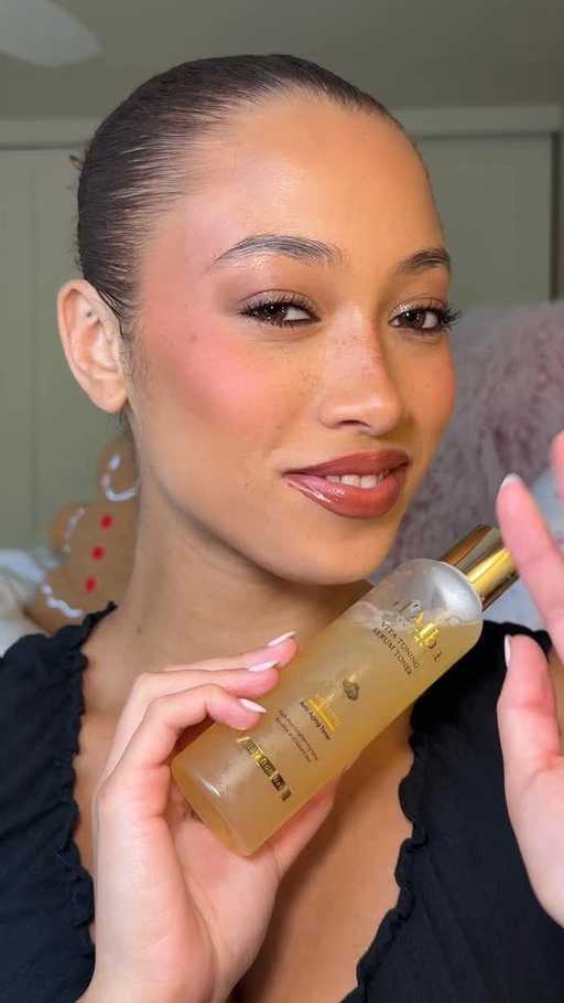 Ad my new favorite flawless base hack that’s only 1 step👀

@dalba_global said no more 15 step skin prep routine, this 1 product does it all! Their Vita Toning Serum Toner is a dry skin girls dream, instant hydration and a perfect way to prep your skin for makeup🤍 this is def a new fav of mine! 

Amazon discount code: JAYLADALBA

#dalba #dalbavitaline #makeupgripper #vitamincharged #glowup #truffleglow #glassskin #dalbatoner #toner