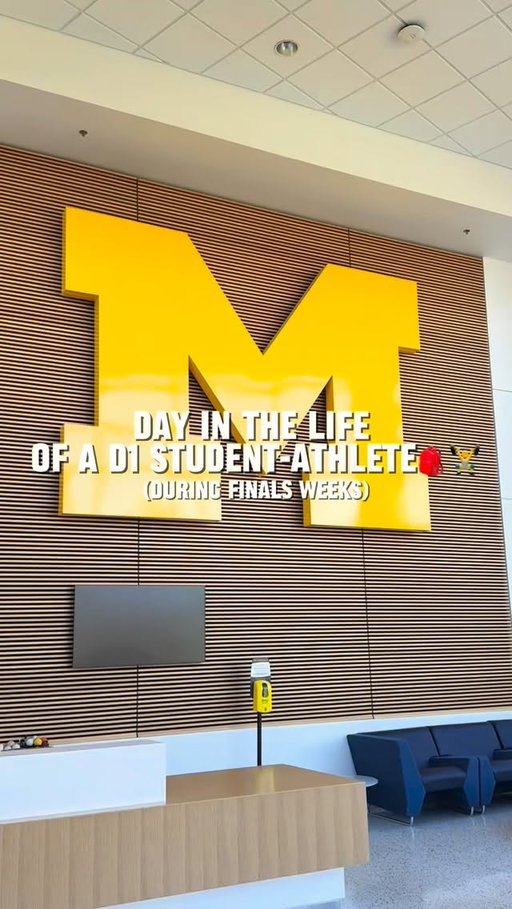 Day in the life of an athlete - Finals week

#Wakeupearly #studentathlete #athletelife #d1athlete #dayinthelife #collegelife #annarbor #michigan 
@strayhencafe @umichlacrosse