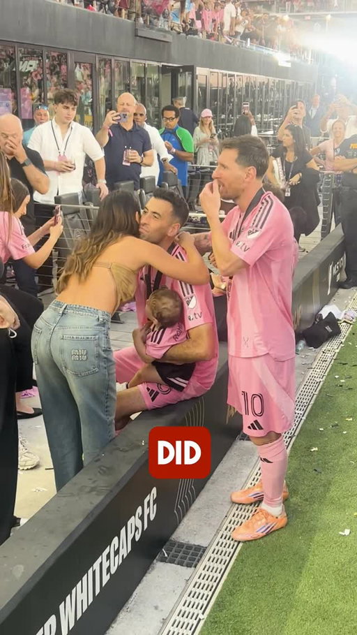 I can’t believe what #Messi did!