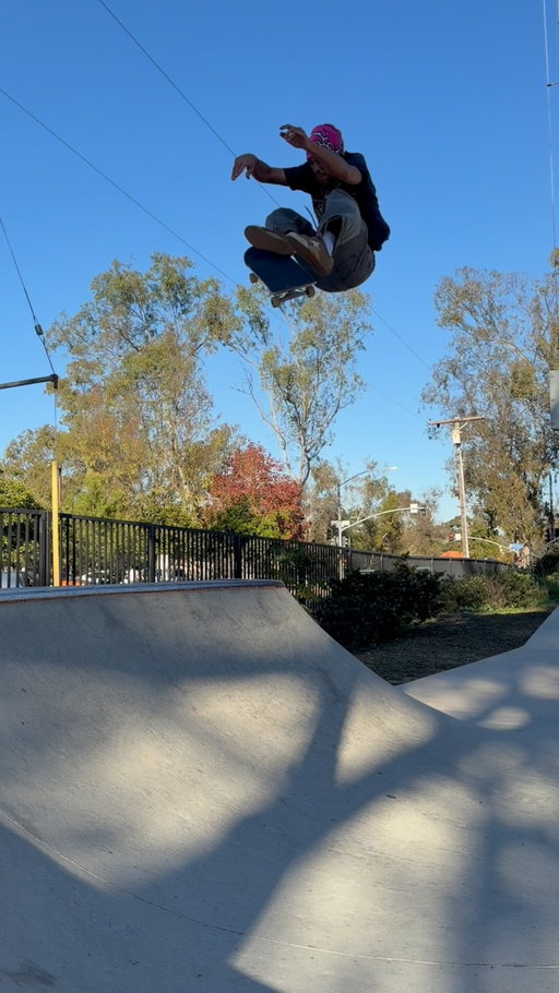 Kickflops feeling better again solo sesh haha #goldengoose