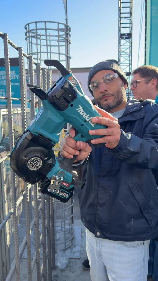 @makitatools with the first 16-Gauge 40v max rebar tying tools Thicker wire means stronger ties! 40V battery means more ties off 1 battery! #makitatools #rebar #rebartying #concrete #construction #contractor