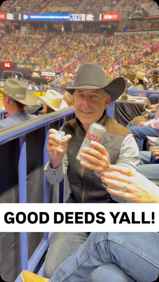 Shaking hands & kissing babies at @prca_prorodeo @lasvegasnfr 

See y'all Thursday in Albuquerque and Friday in Amarillo... tickets at aaronwatson.com