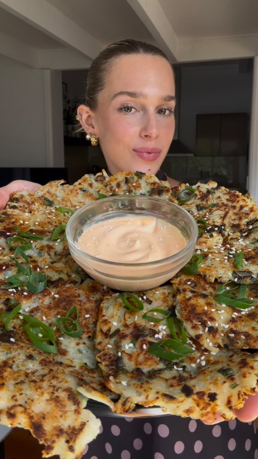 5 Ingredient Potato Pancakes 🥔

This is 555 - a series where I’m sharing 5 ingredient recipes, 5 days a week, for 5 weeks!

Recipe 22 are my Potato Pancakes that are crispy, golden and full of rustic charm. A delicious brekkie or snack to serve with your choice of dipping sauce. 

👉 Comment “POTATO” and I’ll DM you the recipe, or grab it off my website link in my bio!

#555 #5ingredientrecipes #easyrecipes #potatopancakes #potatorecipes #breakfastidea #snackidea