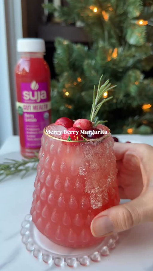 this drink? a sleigh.

Merry Berry Margarita♥️🎄
INGREDIENTS:
• 1/2 bottle Suja Gut Health Berry Lemon
• 2 oz tequila
• 1/2 freshly squeezed lime 
• Sparkling water 
• Optional- dash of agave if you want it sweeter

PREPARATION: 
1. line glass with lime & sugar, set aside.
2. to a shaker add ice, tequila, lime, Suja Gut Health Berry Lemon
3. shake well and pour into glass
4. top with sparkling water, fresh cranberries & rosemary garnish
5. enjoy!

#cocktails #holidaydrinks #target