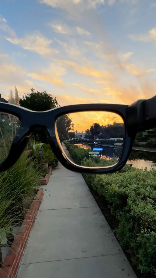 texting from my glasses? welcome to the future 😎

#MetaRayBanDisplay