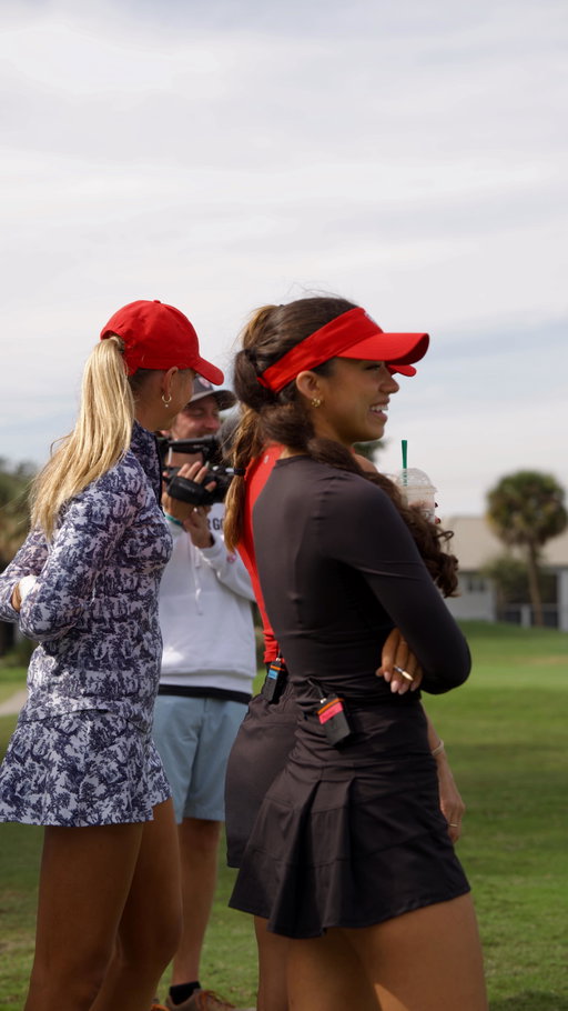 Your partner trying to tell you what they made on a hole but you’re in your own world hahaha 
#Explore #golf