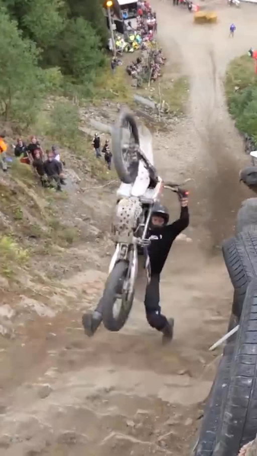 I attempted the impossible hillclimb 

Thank you @roelgeurts87 for teaching me 

@hillclimbingandlerschoenberg