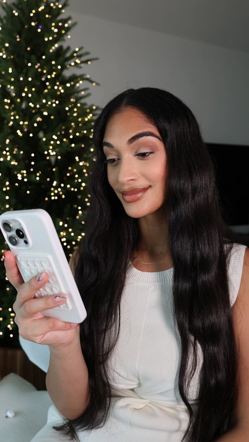 #ad The holidays always remind me how many people show up for us in small ways. A quick coffee surprise… a little “thank you” to someone who helps you feel put together… a gift that doesn’t need wrapping paper.

That’s why I love using @ZellePay to send something thoughtful to people I know and trust. It’s personal, it’s meaningful, and honestly… a small appreciation goes way further than you think. ✨
 
Share your own story of showing up this season with #WhenItCountsZelle.