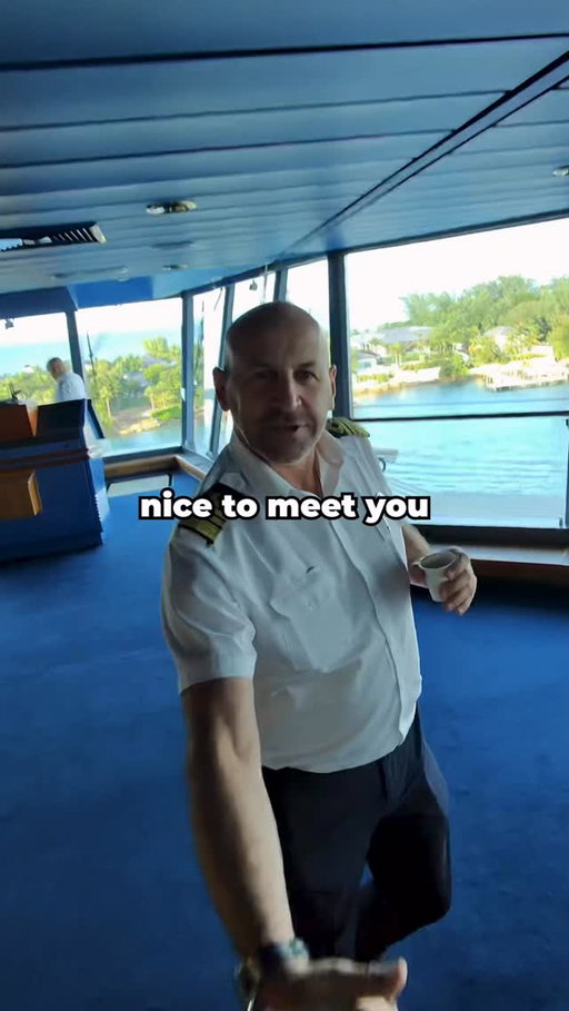 The power of asking ❤️
.
.
.
#cruise #cruiseshiplife #positivity