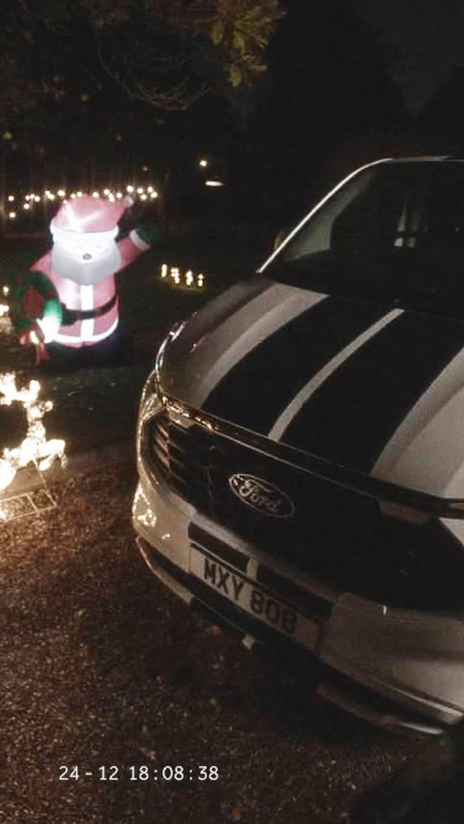 Some Santas wear red. Some drive Ford Transits.

#TransitChristmas #FordPro