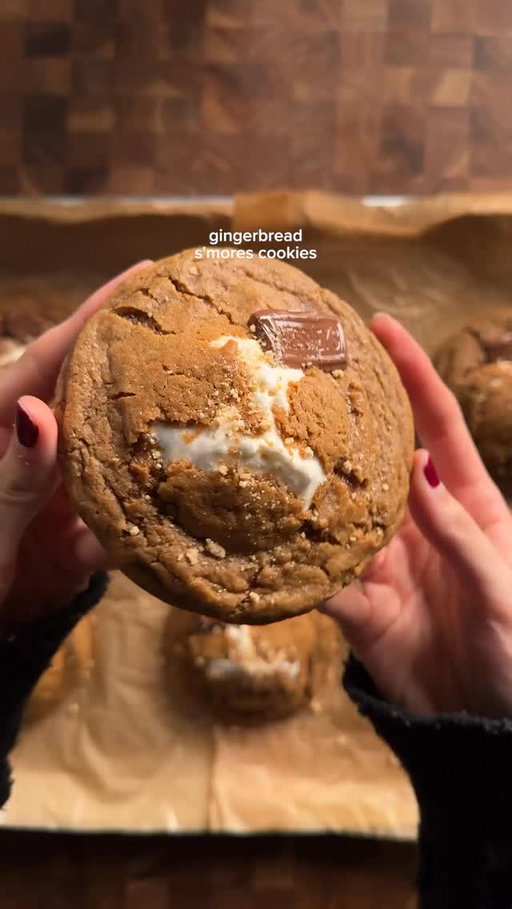 smores gingerbread cookies
3/4 cup (170g) unsalted butter, soft
3/4 cup (150g) dark brown sugar
1/4 cup (50g) white sugar
1 large egg
1/3 cup (110g) molasses
2 tsp (8g) vanilla extract
2 3/4 cups (345g) ap flour
1/2 tsp (2g) baking soda
1/2 tsp (3g) salt
2 tsp (4g) ground ginger
1 1/2 tsp (3g) cinnamon
1/4 tsp (0.5g) cloves
1/4 tsp (0.5g) nutmeg
8-10 marshmallows, graham crackers, and chocolate pieces.
*cream together butter and sugars, then mix in the egg, vanilla, and molasses. in another bowl, whisk together the flour, baking soda, salt, ginger, cinnamon, cloves, and nutmeg. then add the dry into the wet mixture and fold gently to make sure to not overmix. set the dough aside and assemble the lil smores piles. graham cracker on the bottom, then the chocolate pieces (I used semi-sweet), and then the big marshmallow. scoop out dough balls (about 3 tbsp in size) and gently flatten into a disk. if its too sticky from the molasses, set in the fridge about 30 min before working with it again. gently place the dough disk over top of the smores pile. set these in the fridge for at least an hour. then bake at 350 for 12-15 min (depending on the size). let cool before transferring since they will be soft and gooey!