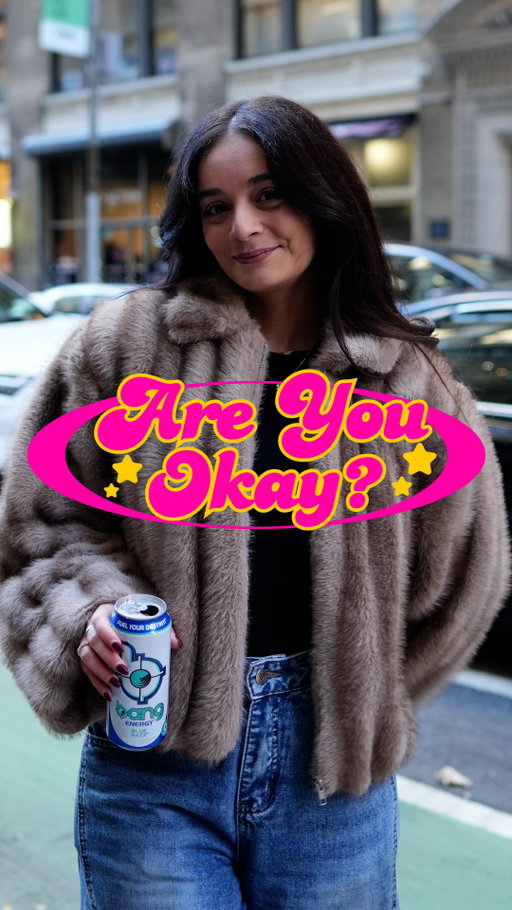 blue glitter eloise 🤝 blue razz @bangenergy #brandpartner

(with @briannamorales + @okaycoolgigi)

👉 follow @areyouokayshow for more episodes

#areyouokay