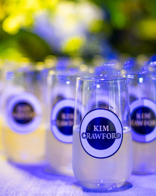 A glass of Kim for everyone at the function 🥂

#KimCrawford #SauvignonBlanc #PourAndShare

📸: @tyger_productions