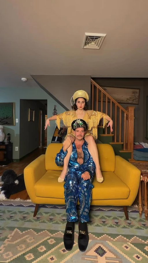Birds of a feather will shimmy together. More shenanigans with @raviroundtheworld