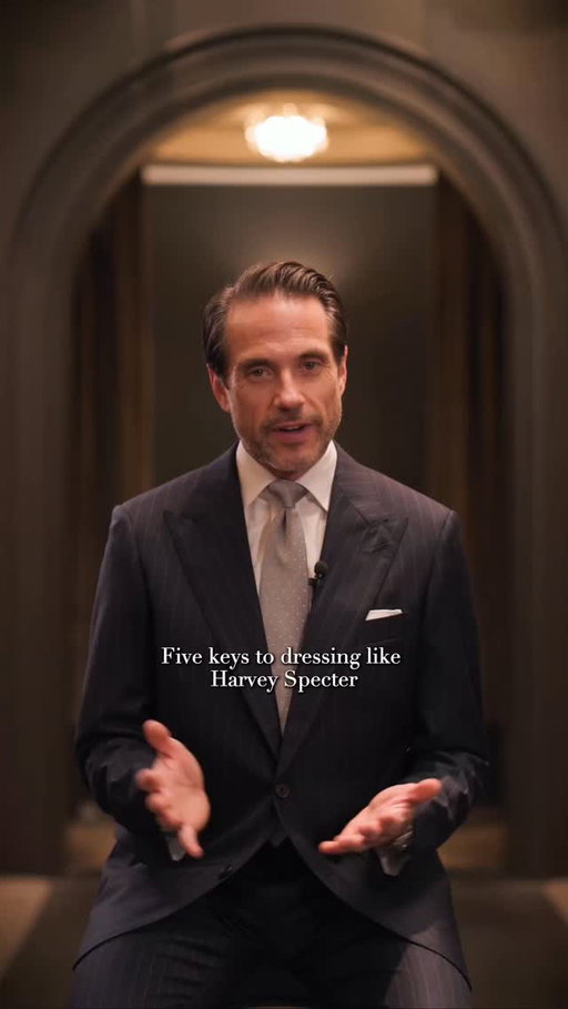 Five keys to dressing like Harvey Specter. 

#peakedlapels #michaelandrewsbespoke #suits #harveyspecter