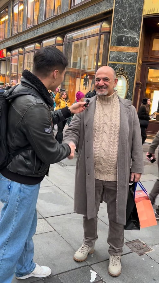 You will never guess his language 🤯
.
#armenia #farsi #german #vienna #japan