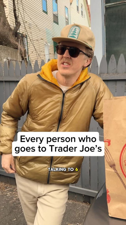 Loves getting sweet-talked by the cashiers #traderjoes #groceries #friends #comedy #reels