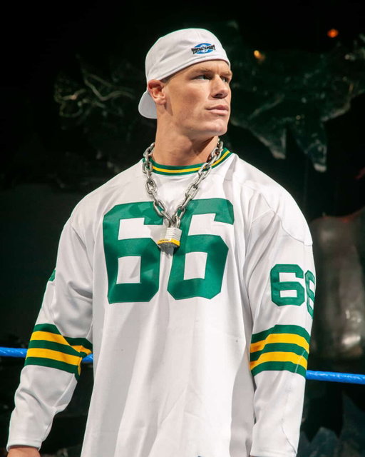 The greatest of all time competes in his final match tonight! Come get some 🫡

#thankyoucena