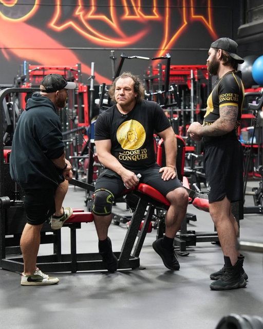 With the champs 💪🏻🏆

@flex_lewis 
@gordonlovesjiujitsu 

-—
🏆 Coaching 10,000+ Elite Clients
📩 Comment “MENTOR” below to get started
👉🏻 Follow me, @derekmoneyberg
-—
⁣⁣⁣⁣⁣⁣⁣.
.
#entrepreneur #success #motivation #bjj #hustle #grind #hardwork #motivationmonday #blackbelt #entrepreneurquotes #entrepreneurship #workhard #dedication #striking #business #riseandgrind #leadership #mma #passion #successquotes #mindeset