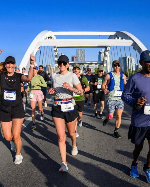 [GIVEAWAY CLOSED 🎁]
Another week, another giveaway ;) 

It’s time to find the perfect holiday gift! 🎄

As the official nutrition partner of Servus Calgary Marathon, we’re treating you to:

- 1 race bib for the distance of your choice
- A complete race kit, including: $100 worth of XACT Nutrition products, an XACT shirt, a XACT cap and water bottle and a cowbell to cheer on your friend like a pro!

How to enter?
- Follow @xactnutrition and @calgarymarathon 
- Tag a friend in the comments
- Bonus: Share this post in your story!

Winner will be announced on Saturday, December 20 – Good luck, everyone! 🍀

——
[JEU CONCOURS 🎁 ]
Qui dit nouvelle semaine dit … nouveau jeu concours!

Il est encore temps de vous trouver le cadeau de vos rêves pour les fêtes! 🎄

En tant que partenaire nutritionnel officiel de Servus Calgary Marathon, on vous gâte avec :
- 1 dossard pour la distance de votre choix
- Un race kit complet Des produits XACT Nutrition d’une valeur de 100$, un chandail, une cap et une gourde XACT Nutrition ainsi qu’une cloche pour encourager votre ami(e)

Comment participer ?
- Suivez @xactnutrition et @calgarymarathon 
- Taguez un(e) ami(e) en commentaire
- Bonus : Partagez ce post en story !

Tirage au sort le samedi 20 décembre – Bonne chance à tous ! 🍀

#XACTGiftGuide #Giveaway
