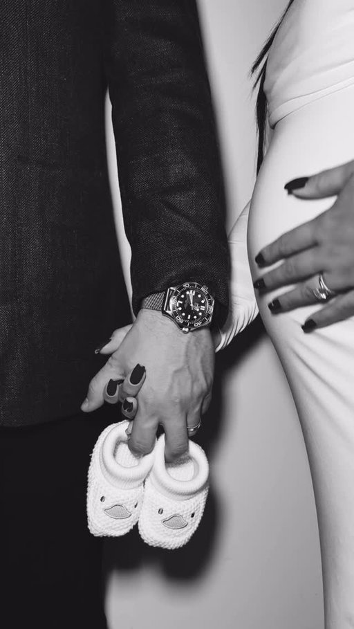 Baby loading… 🤍 The most beautiful chapter yet  #parentstobe #pregnant