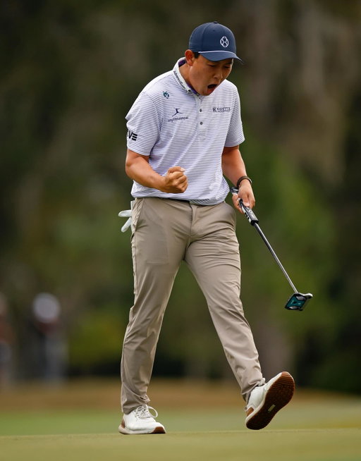 2025 was an absolute battle. To get the very last PGA Tour Card at Q school in a playoff is one of the hardest and coolest experiences I’ve ever had. We are coming home. Thanks to everyone for all the messages of support and thank you to all those who support me behind the scenes. See you guys in Hawaii in 2026 😎 ✌🏼