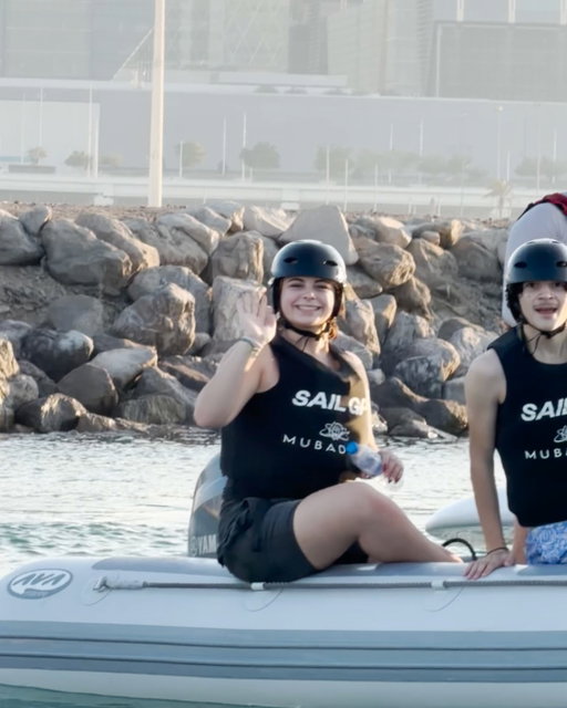 What a week for the young talents of @inspiredbykm98 in Abu Dhabi.

More than a trip, it was a week shaped by shared values: ambition, teamwork, curiosity, and the confidence to dream bigger. An experience that opened new perspectives and strengthened their belief in what they can achieve.

With Accor’s support, they had the chance to dive into the SailGP universe from the inside during the Mubadala Abu Dhabi Sail Grand Prix, 2025 Season Grand Final : and to experience the exceptional hospitality of @fairmonthotels throughout their stay.

From a fun Mubadala SailGP Inspire wingfoiling session in Abu Dhabi bay, to discovering the innovations behind high-performance sailing at the Tech Base, the week was a blend of energy, curiosity and hands-on learning.

They also explored the cultural richness of the city, visiting the Louvre Abu Dhabi, and enjoyed unforgettable moments behind the scenes at Fairmont, including a culinary workshop and a training session with @sailgpfra on the beach.

And of course, they witnessed the intensity of the @sailgp F50 racing from up close, lived the excitement of competition from the SailGP Premium Lounge Accor area, and met passionate hospitality and sports professionals who shared their journeys.