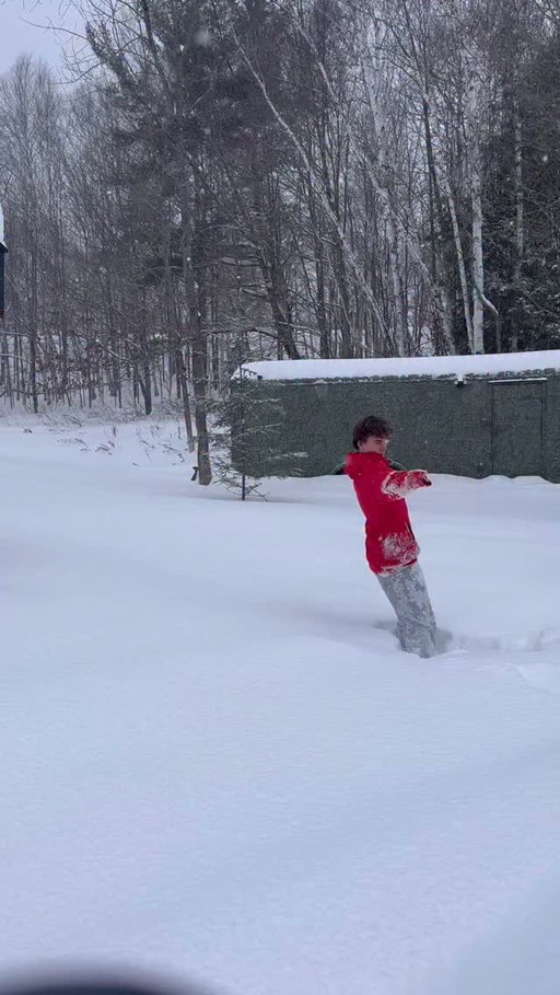 Day 12 of building a SKI HILL in my backyard🤙🏽
@head_freeskiing @gatesandboards @xspexworld 
#daily #skihill #flip #diy #ski #virałreels #jump #skitok #fyp #progress