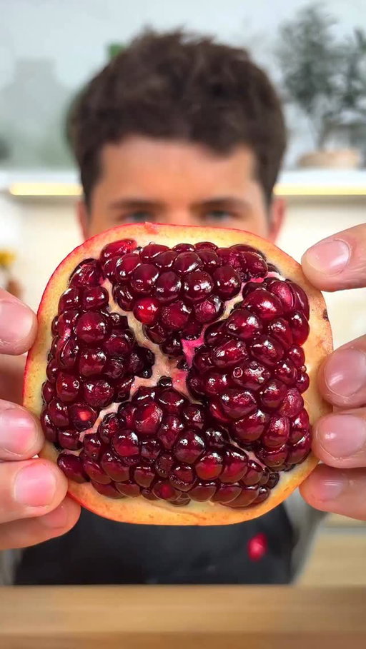 How To Open A Pomegranate